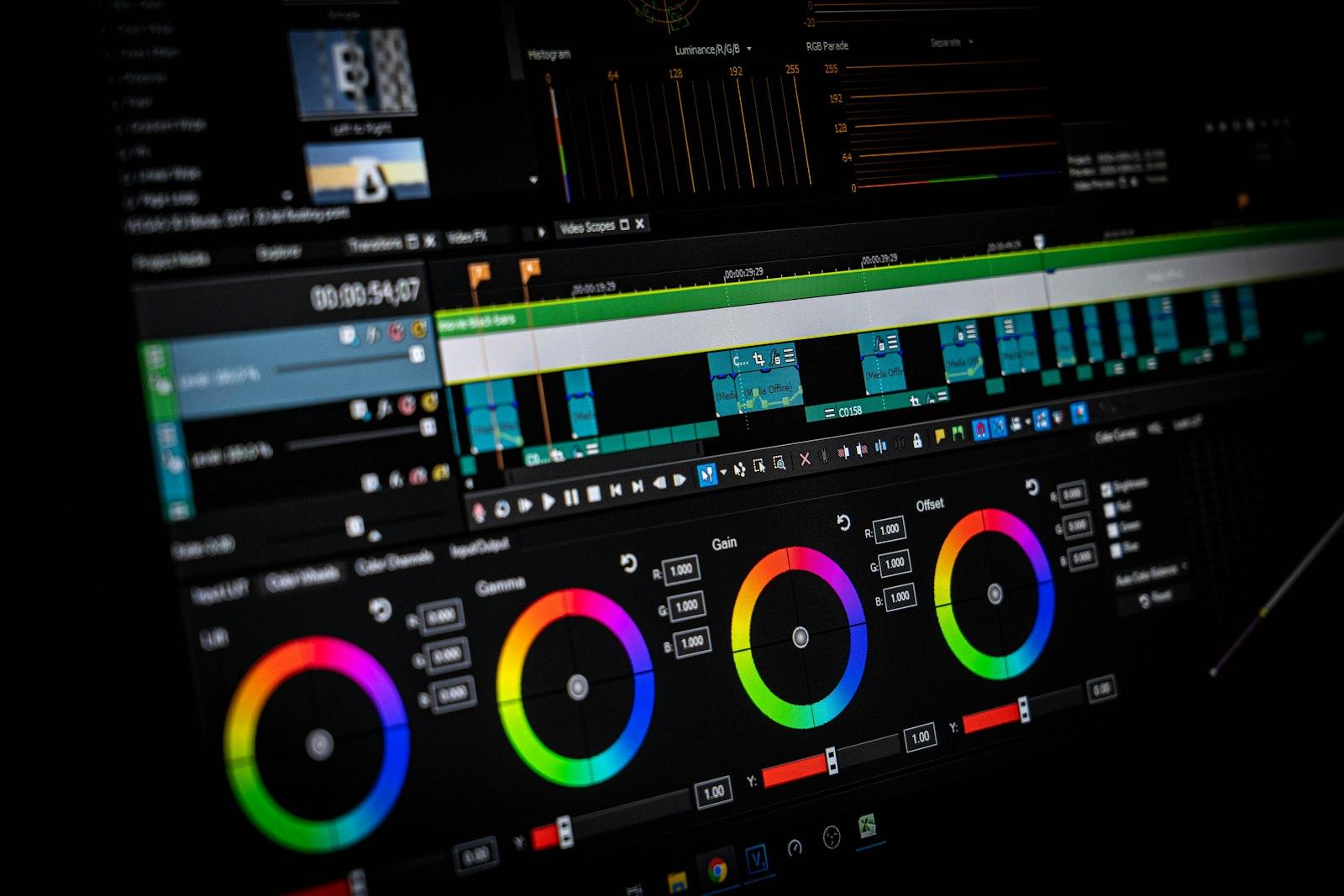 Prêt à tourner + Étalonnage — formation audiovisuelle Hors Champ à Paris